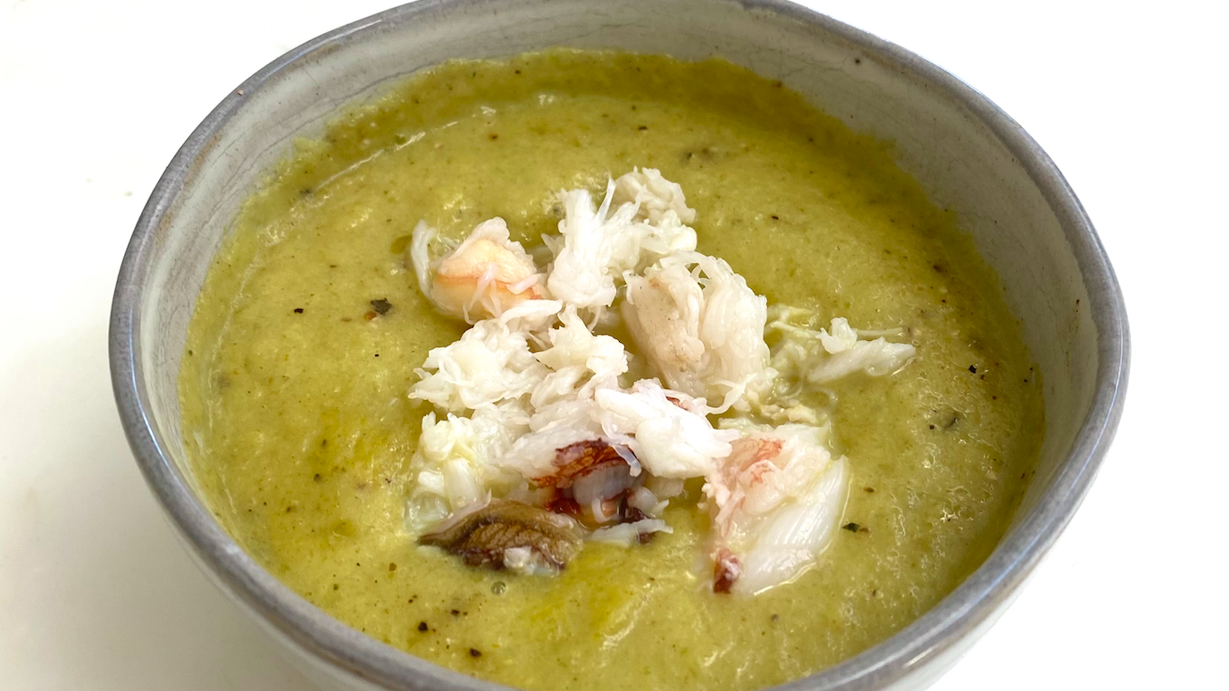 Image of Green Coconut Curry Soup with Fresh Crab Meat